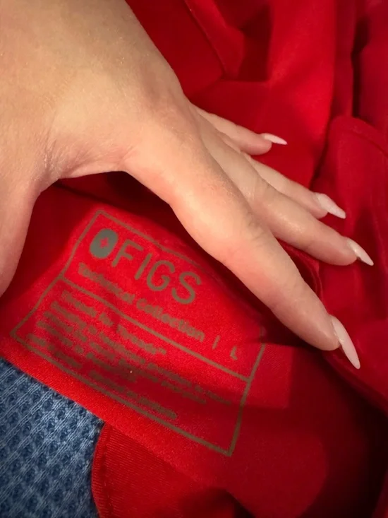 Figs Red Scrub Set - Picture 3 of 5